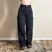 Calça Jeans Feminina Preta Cargo Eclipse Bolsos Laterais