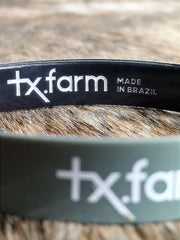 Pulseira Country Texas Farm Silicone Bandeira Preto Cinza