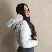 Jaqueta Feminina Puffer Estilosa Manga Removível Top Branco